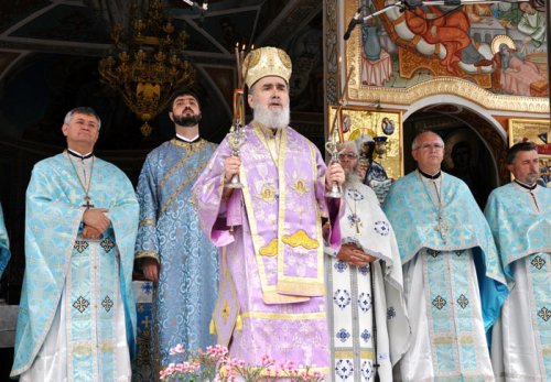 Mănăstirea Arad-Gai şi-a primit pelerinii Poza 108477