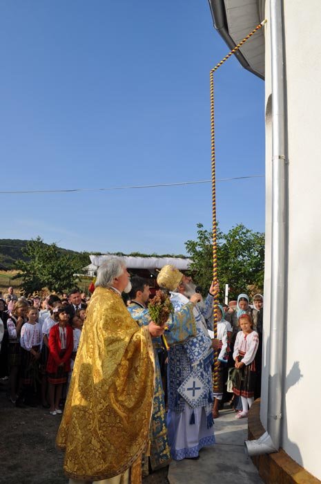 Noi porţi către ceruri în Mitropolia Moldovei şi Bucovinei Poza 108682