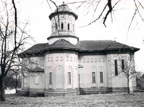 Biserica românilor ortodocşi din Baraolt-Covasna în anii ‘70 Poza 109028