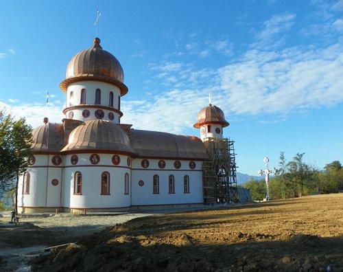 Biserica mănăstirii din Blănoiu va fi târnosită Poza 109249