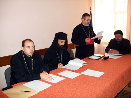 Conferinţă preoţească în Protopopiatul Lugoj, despre familia creştină Poza 109471