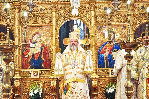 Patriarhul României a slujit la Catedrala patriarhală Poza 109454