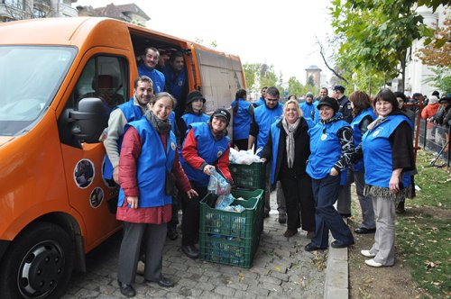 Sectorul Social-filantropic şi misionar, alături de pelerini Poza 109538