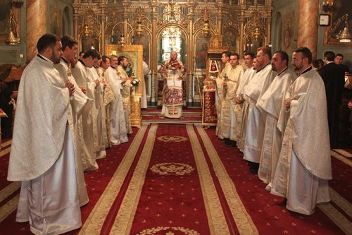 Conferinţă pastoral-misionară în Protopopiatul Râmnicu Vâlcea Poza 109705