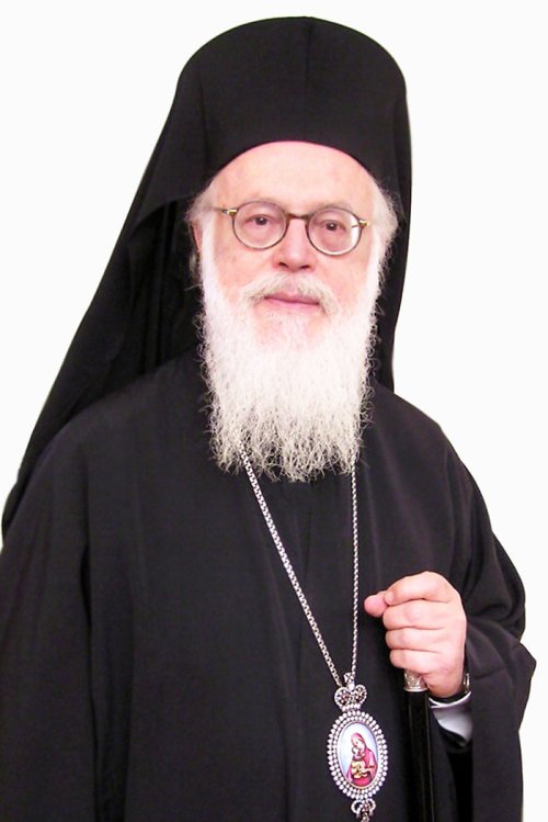 Biserica Ortodoxă a Albaniei şi experimentul „primului stat ateist din lume“ Poza 109943