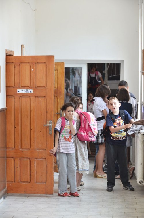 <b>Educaţie şi cultură</b>: Cursuri obligatorii de prim ajutor în şcoli Poza 110194
