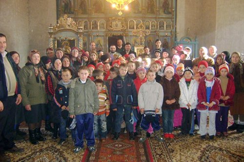 Copiii din Pleşani l-au sărbătorit pe Sfântul Andrei Poza 110402