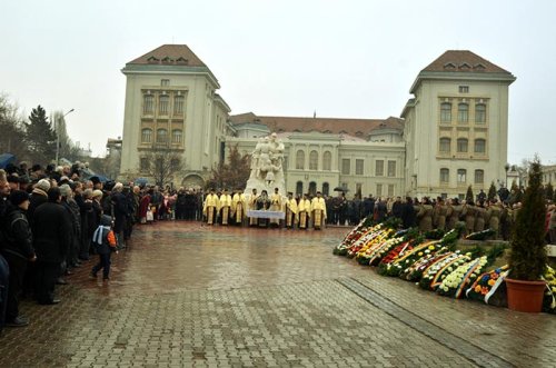 Slujbe de Te Deum în oraşele Moldovei, de Ziua Naţională Poza 110400