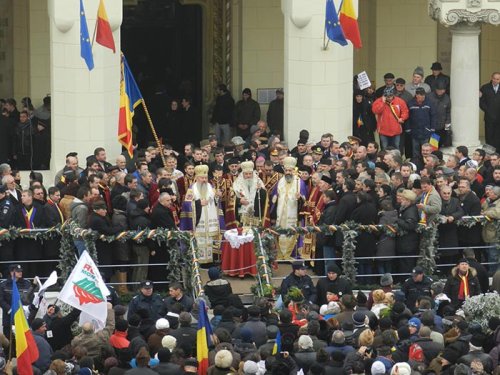 Ziua Naţională sărbătorită în Transilvania Poza 110426