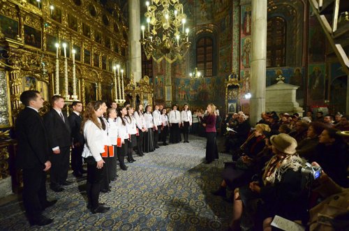 Concert caritabil la Biserica Bărboi din Iaşi Poza 110469