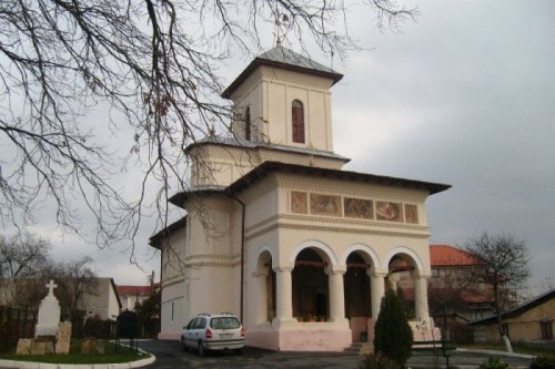 Ctitoria boierului Ioan Hera în Cetatea Băniei Poza 111109
