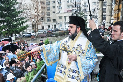 Sfinţirea cea Mare a Apei la Biserica „Domniţa Bălaşa“ Poza 111115