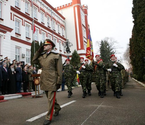 135 de ani de la înfiinţarea Brigăzii 15 Mecanizată „Podu Înalt“ Poza 111172