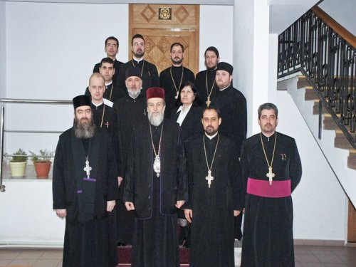 Permanenţa Consiliului eparhial al Episcopiei Sloboziei şi Călăraşilor Poza 91530