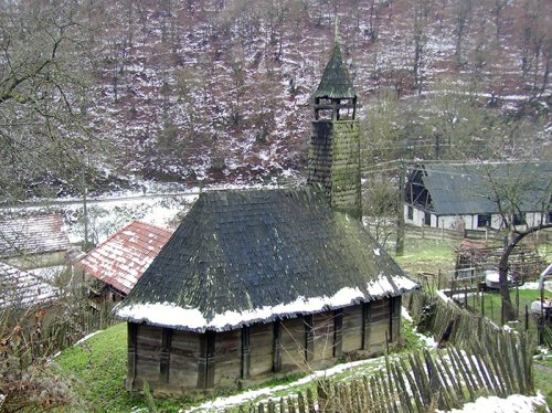 Monumente care se prăbuşesc sub ochii noştri Poza 91634