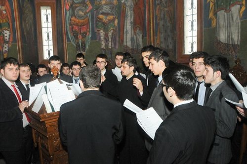 Sfântul Grigorie, sărbătorit la Seminarul Teologic din Bucureşti Poza 91636