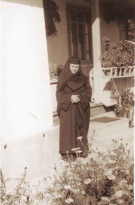 O călugăriţă jertfelnică Poza 91958