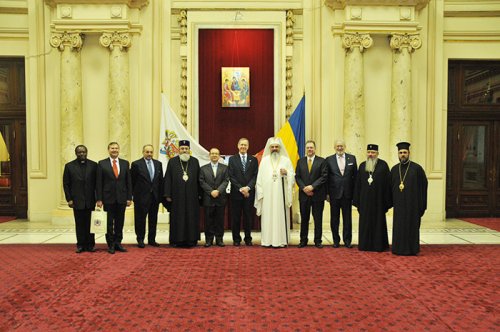 Un grup de ambasadori la Patriarhia Română Poza 92034