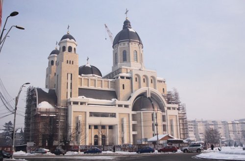 Binecuvântare arhierească la Catedrala „Înălţarea Domnului“ din Bacău Poza 92058