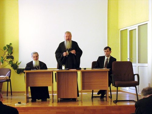 Şedinţa de lucru a preoţilor de caritate din Arhiepiscopia Clujului Poza 92466