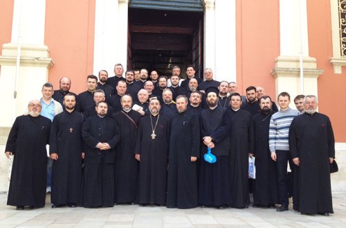Pelerinaj în Grecia pentru 40 de preoţi ai Protopopiatului Oneşti Poza 92845