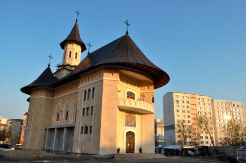 Sfântul Apostol Toma, serbat în două biserici ieşene Poza 93234