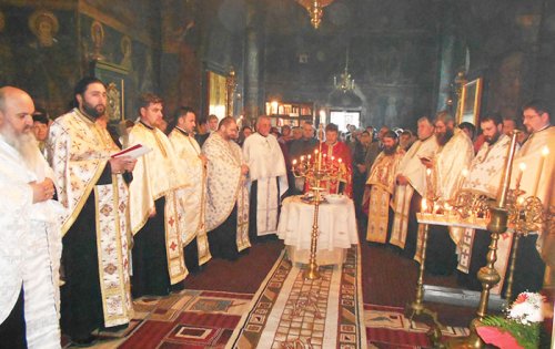 Bucuria cinstirii ocrotitorului bisericii ştefaniene din Hârlău Poza 93291