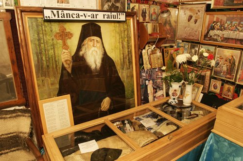 Părintele Cleopa Ilie - icoană luminoasă a Ortodoxiei româneşti Poza 93330