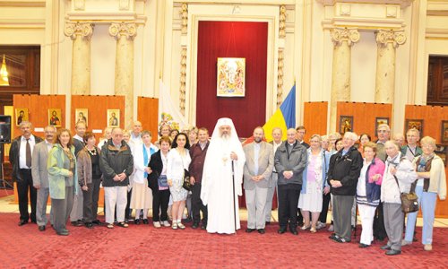 Pelerini francezi la Patriarhia Română Poza 93533