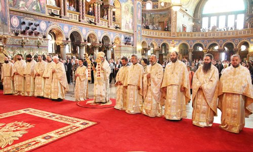 Sfânta Liturghie şi pomeniri de Înălţarea Domnului Poza 93623