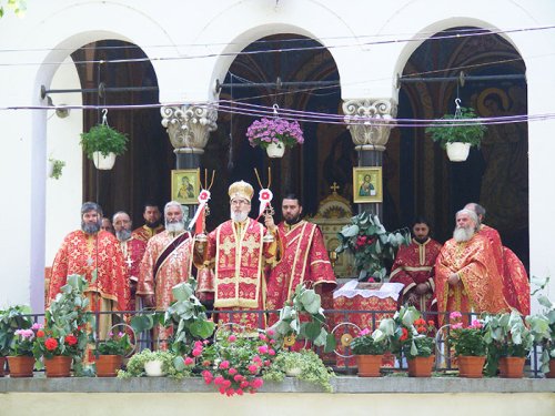 Sărbătoarea Rusaliilor în Mitropolia Banatului Poza 93789