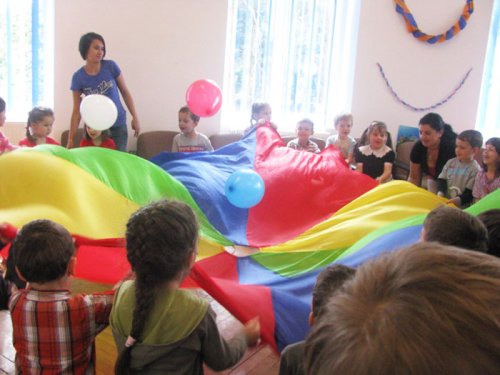Activităţi ale copiilor la Grădiniţa „Sfântu Dimitrie” din Sibiu Poza 93827