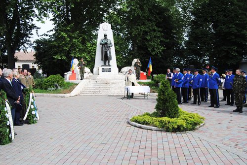 Asistenţă religioasă în unităţile militare din Caransebeş Poza 94023