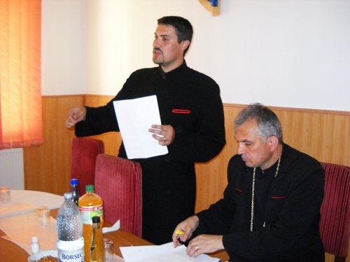 Cerc pastoral-misionar la Parohia vâlceană Cernele Poza 94081