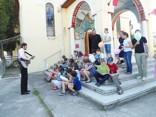 Expoziţie de icoane pe sticlă la Cluj Poza 94102