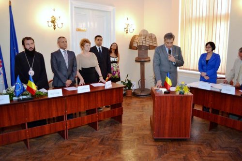 Ceremonia de învestire în funcţie a primarului municipiului Caransebeş Poza 94229