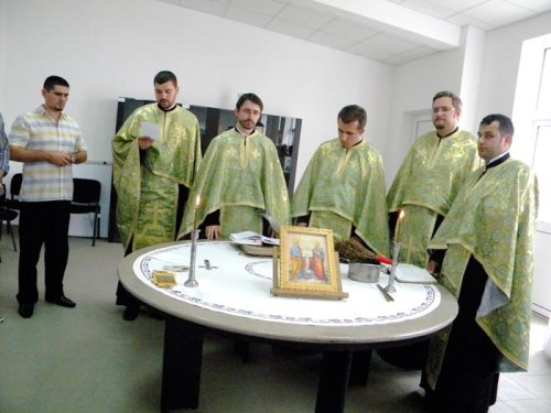 Taina Sfântului Maslu pentru deţinuţii din Craiova Poza 94254