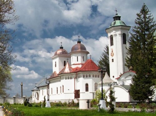 Restaurarea bisericii Mănăstirii Hodoş-Bodrog Poza 94351