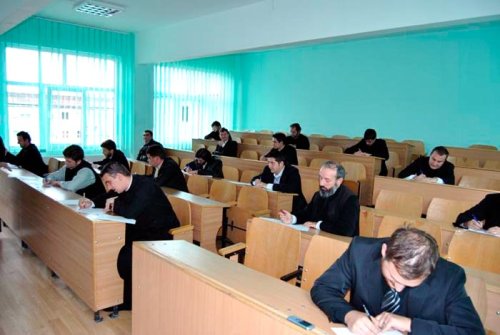 Examen de capacitate preoţească în Episcopia Caransebeşului Poza 94464