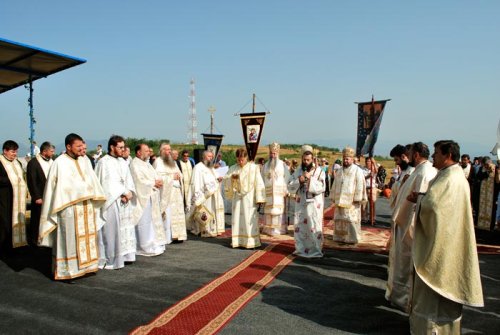 Liturghie arhierească la Godeanu, în Mehedinţi Poza 94466