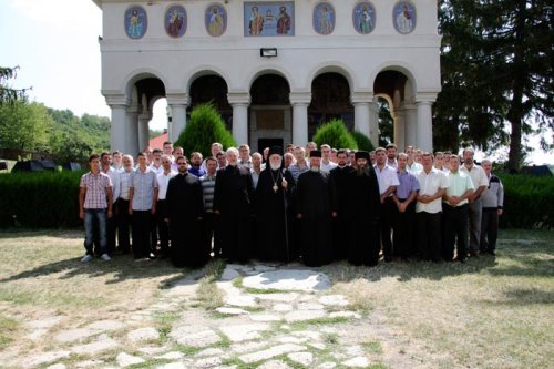 Pregătirea clerului în Eparhia Buzăului şi Vrancei Poza 91217