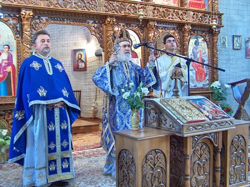 Slujiri arhiereşti în Arhiepiscopia Aradului Poza 90148