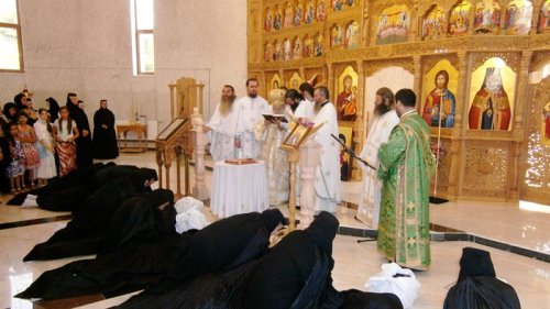 Liturghii arhiereşti în Mitropolia Olteniei Poza 90277