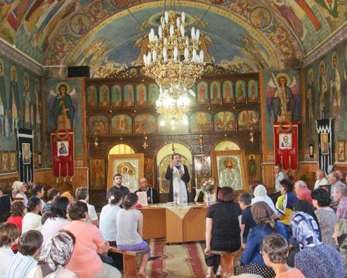 Pastoraţia diferitelor categorii de credincioşi Poza 90380