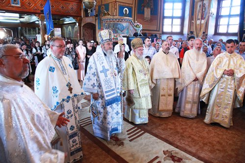 Lăcaşuri de cult târnosite în Transilvania Poza 90487