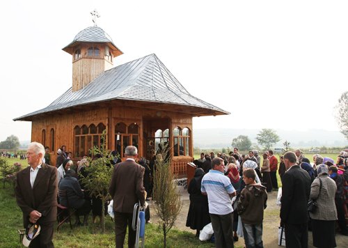 Hramuri cu slujiri arhiereşti în Ardeal Poza 90793