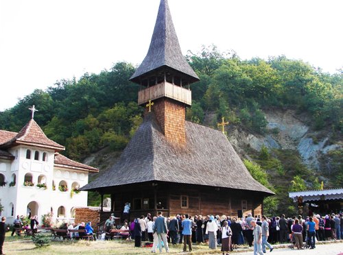Hramuri de tradiţie la Maglavit şi Vodiţa Poza 90775