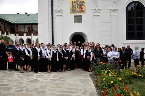 Început de an şcolar în seminariile teologice din Arhiepiscopia Iaşilor Poza 90983