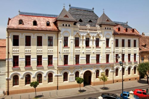 Deschiderea anului universitar la facultăţile de teologie din Transilvania Poza 90096