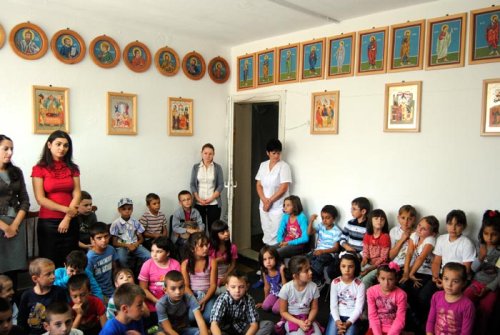 50 de copii anul acesta la centrul de zi din Caransebeş Poza 90069